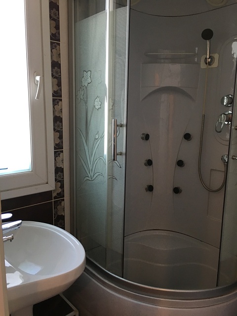 Однокомнатный номер с одной двуспальной кроватью (Полулюкс, повышенной комфортности)