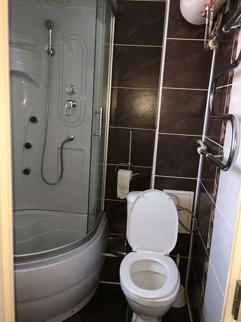 Однокомнатный номер с одной двуспальной кроватью (Полулюкс, повышенной комфортности)