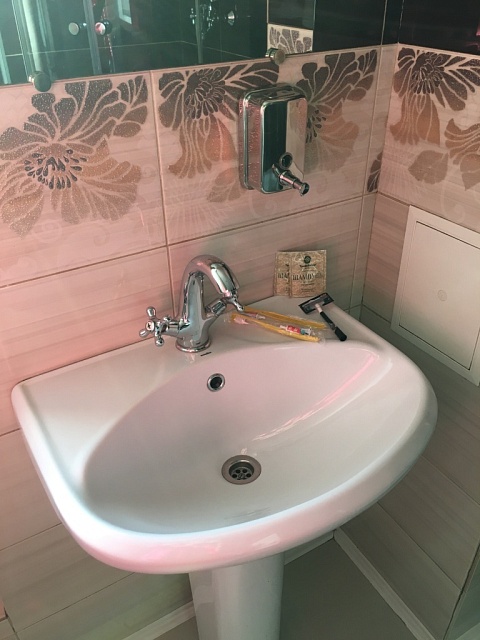 Однокомнатный номер с одной двуспальной кроватью (Полулюкс, повышенной комфортности)