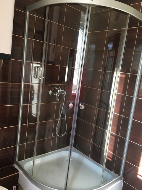 Однокомнатный номер с одной двуспальной кроватью (Полулюкс, повышенной комфортности)