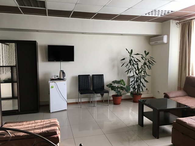 Однокомнатный номер с одной двуспальной кроватью (Полулюкс, повышенной комфортности)