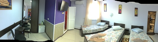 Однокомнатный номер с тремя односпальными кроватями (Стандартный трехместный номер)