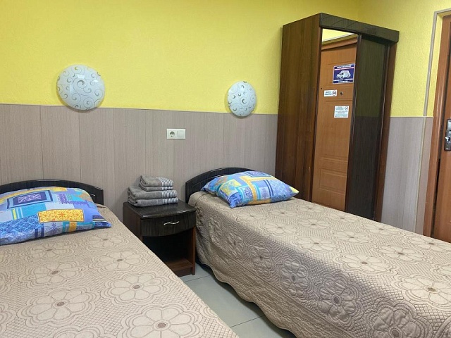 Однокомнатный номер с двумя односпальными кроватями (Эконом вариант)